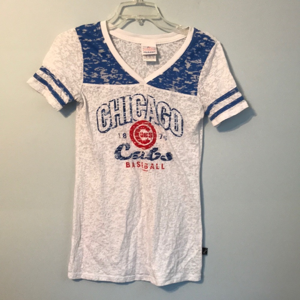 Chicago Cubs T-shirt, Size Small